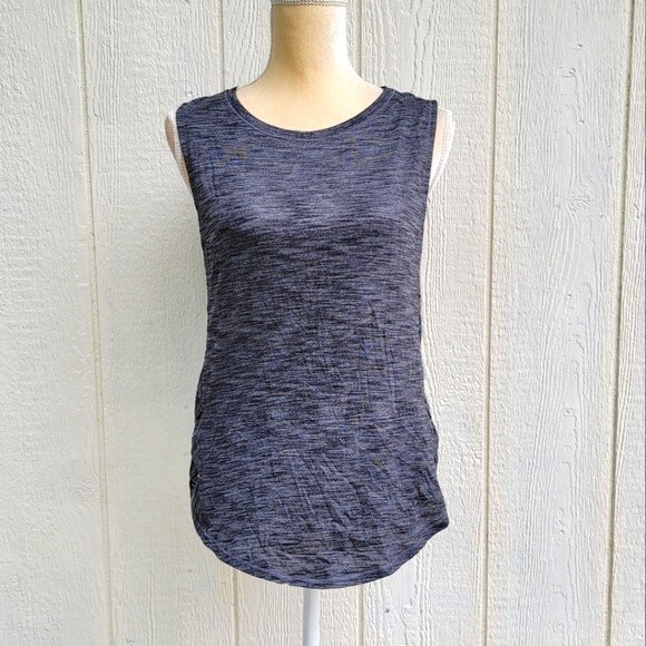 Lululemon var-city gray muscle tank - Picture 1 of 4